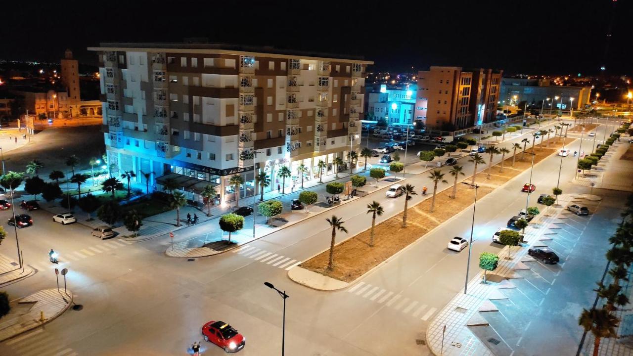 Dlx02 Lägenhet Oujda Exteriör bild